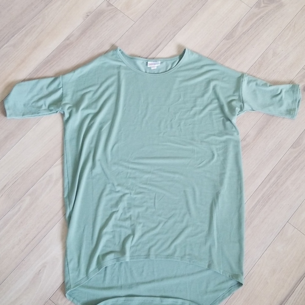 LulaRoe batwing 3/4 tee